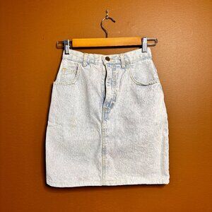 Vintage 1980s Guess by Georges Marciano High-Waisted Denim Skirt – Size 27